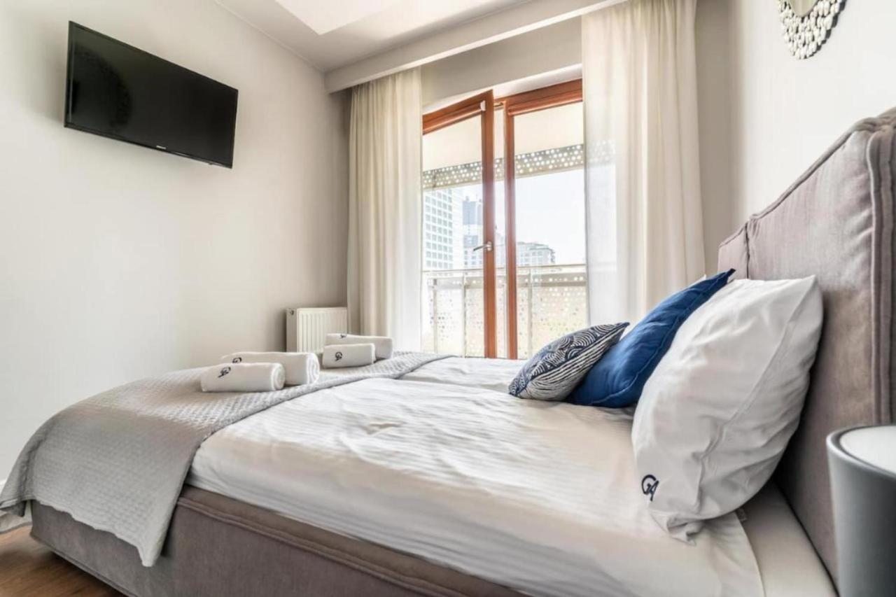 Golden Apartments Warsaw - Browary Warszawskie - Luxury & Cozy Apartments - Oxygen Residence- Wronia Dış mekan fotoğraf