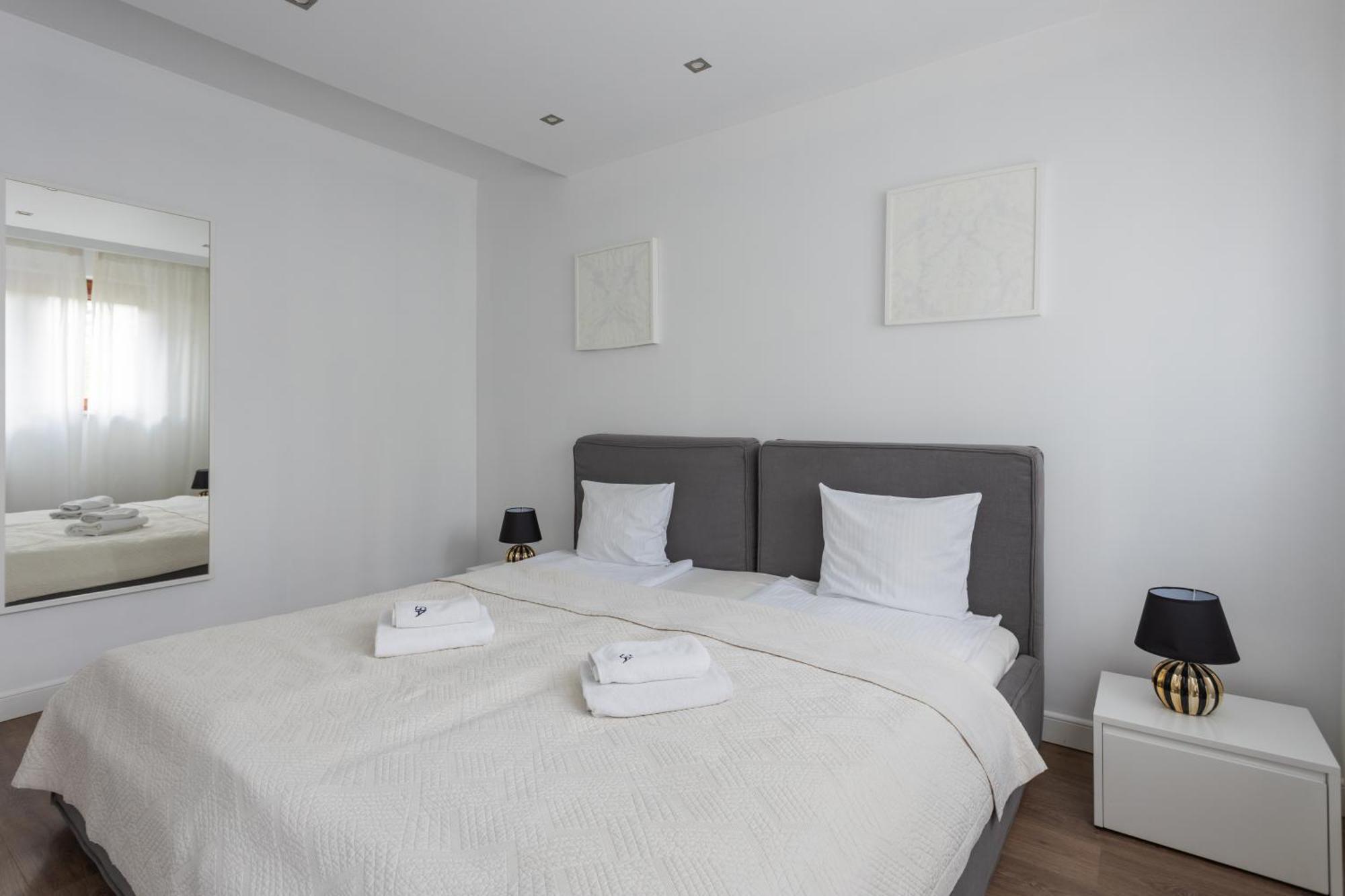 Golden Apartments Warsaw - Browary Warszawskie - Luxury & Cozy Apartments - Oxygen Residence- Wronia Dış mekan fotoğraf