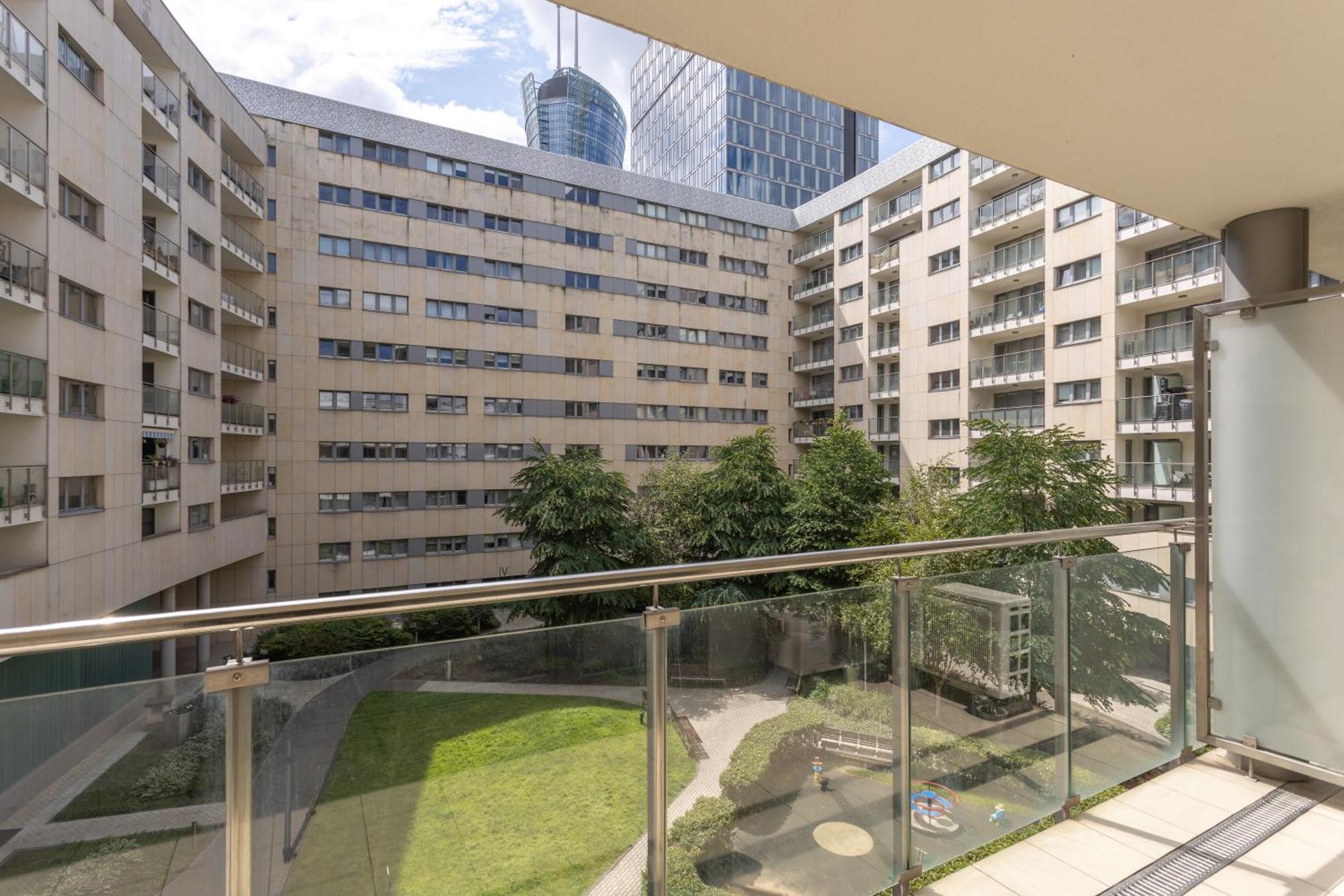 Golden Apartments Warsaw - Browary Warszawskie - Luxury & Cozy Apartments - Oxygen Residence- Wronia Dış mekan fotoğraf